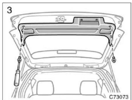 TOYOTA Previa (2003) - —Strålkastare (helljus) - 17