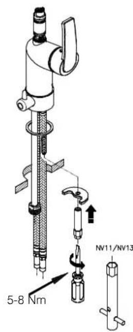 Kopparrör Klamring Soft PEX® Koppling Klamring Kopparrör/PEX-rör Koppling Klamring Kopparrör/PEX-rör Det är viktigt att spola ur kopplingsrören innan blandaren monteras.
