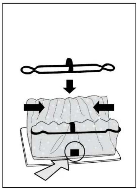 Diagram illustrating a rolling pin technique on a cake, showing how to move or move through the cake's surface.