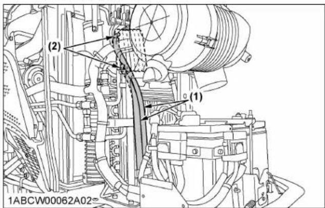 KUBOTA M5N-111HDRC12 - Checking fuel line - 4