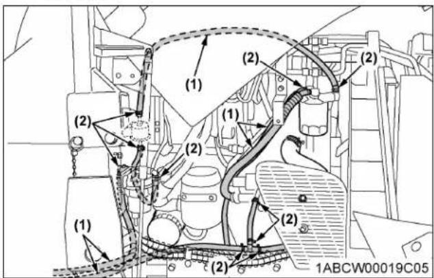 KUBOTA M5N-111HDRC12 - Checking fuel line - 1