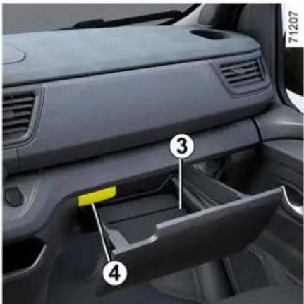 RENAULT Trafic (2025) - Mugghållare 2 och förvaringsfack öppet 3 - 15