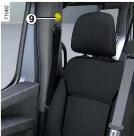 RENAULT Trafic (2025) - Upplåsning - 1