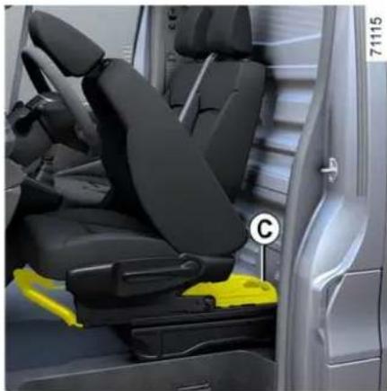 RENAULT Trafic (2025) - Denna reparation är endast provisorisk. - 2
