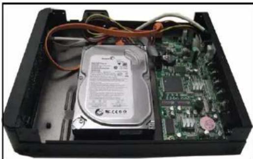 Lorex L114V251 - Removing the Hard Drive - 2