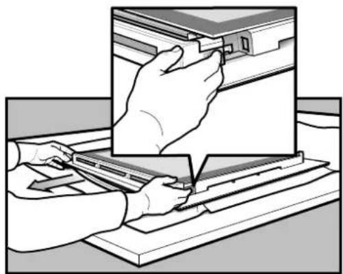 WESTINGHOUSE PORS663L/R - Removing oven door top trim - 1