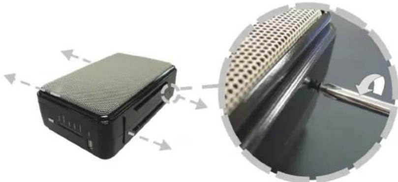 Lindy 32493 - Install a Hard Disk Drive for the Device - 2