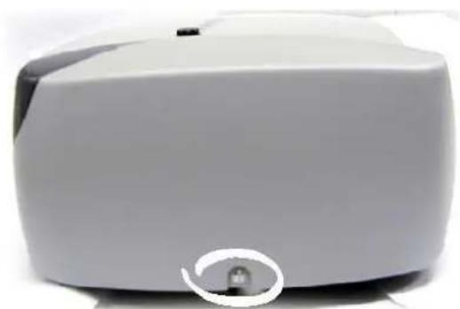 Barco R9841100 - Mountingthebackcover - 1