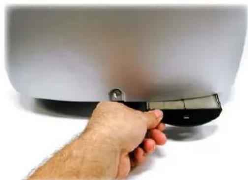 Barco R9841760 - Howtocleanthedustfilters? - 2
