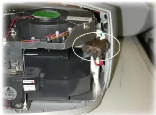 Barco R9841111 - Howtomountthelampunit? - 4