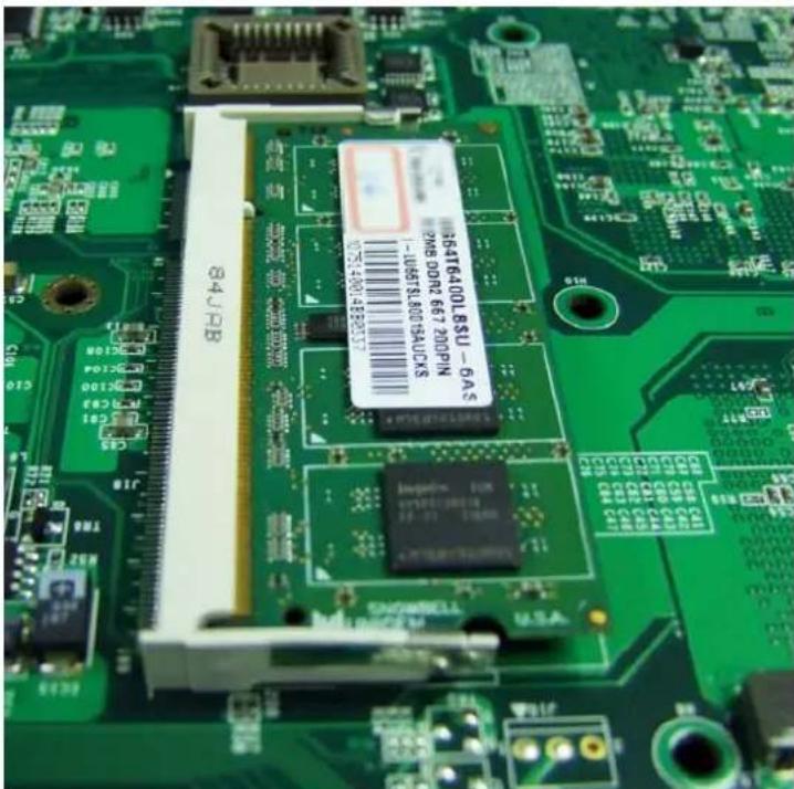 84JDB 1064T640L8SU-6AS 206 DDR2 667 200PIN -106518.60015AUC/S 0534001892017 SNOONSELL MUSA