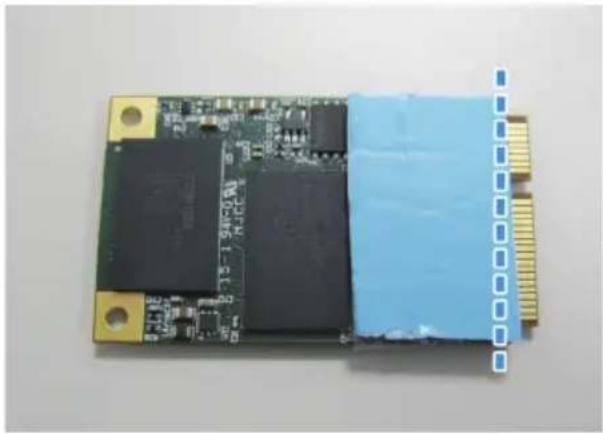 GIGABYTE P55W v5 - Installing the Thermal Pad for mSATA SSD on P55 - 3