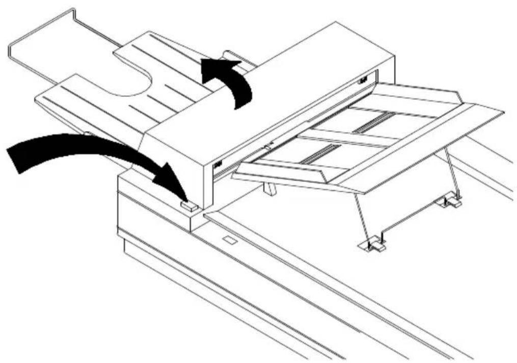 Technical line drawing of a mechanical assembly with directional arrows indicating motion (no text or symbols)