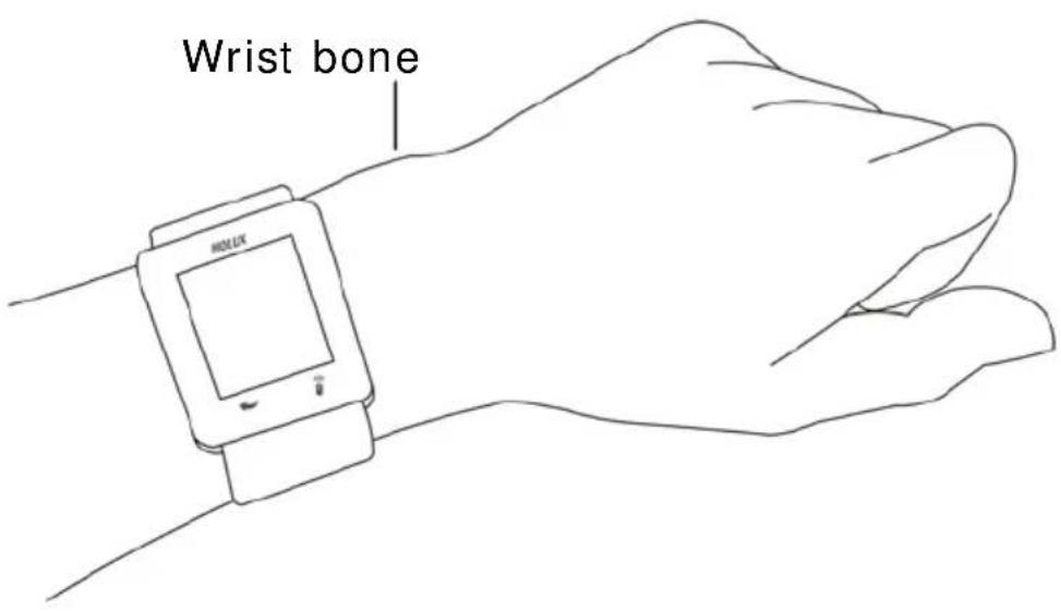 HOLUX Impulse 8100 - How to wear the Smartwatch - 1