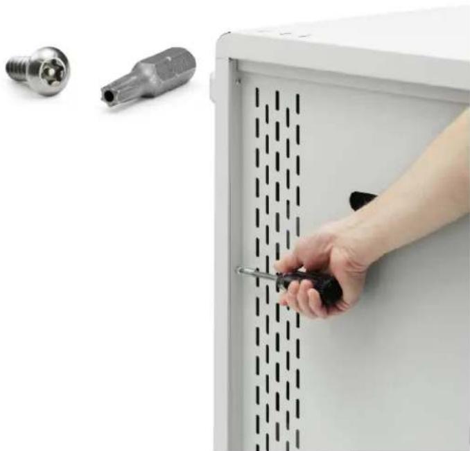 Bretford CORE24MSBP-90D - REMOVING REAR ACCESS PANEL (CORE36MSBP-CTTZ) - 1