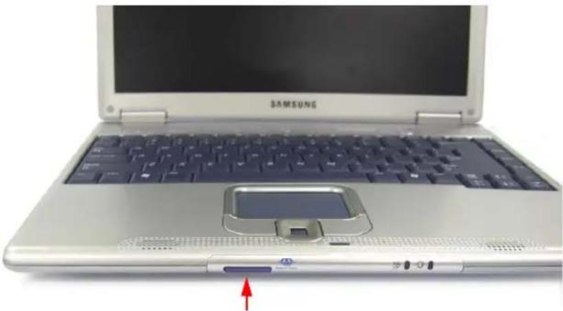 SAMSUNG NX10RP0653 - Removing the Memory Stick - 3