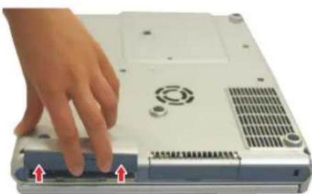 SAMSUNG NV20CP003A - Removing and Installing a Battery - 1