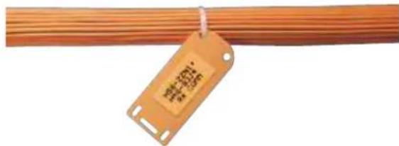 Panduit PCT-1086-B - Self-Laminating Cable Marker Holders for Large Cables or Cable Bundles - 1