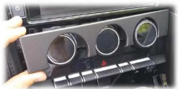 NAV-TV NTV-KIT589 - Dash Removal (F-Type) - 7
