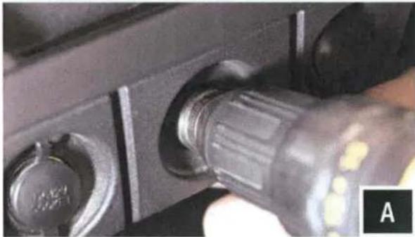 SSV Works US2-C65 - AUX/USB PORT INSTALLATION - 1