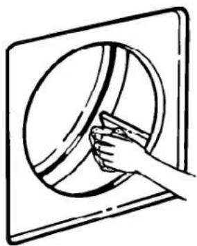 Roper RGC3422AW0 - Cleaning the dryer exterior - 1