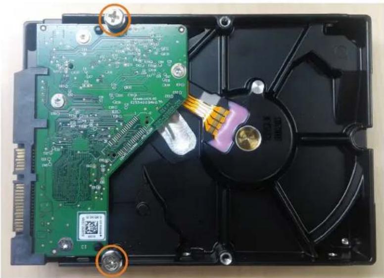 Lorex NK263-88ABE - To install a new hard drive: - 1