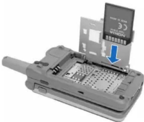 NOKIA 6256i - Ranura de la tarjeta UIM (SIM CDMA) - 1
