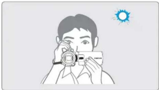 SAMSUNG HMX-S10BN - Adjusting the shooting angle - 3