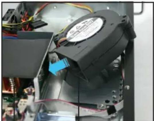 ASUS RS100-E4/PI2 - Installing the system blower - 3