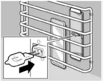 THERMADOR ME301EP - To replace the halogen bulb on the oven sidewall: - 3