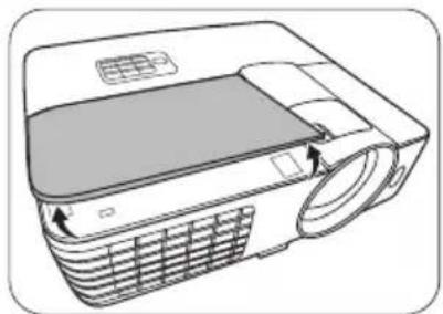 BENQ MW821ST - Replacing the lamp - 4