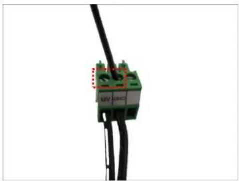 ACTi E215 - Connecting a Power Adapter (Optional) - 4