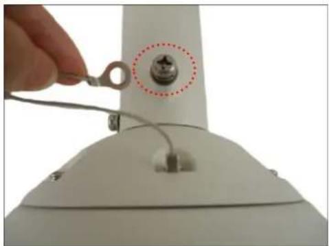 ACTi I910 - How to Attach the Safety Wire Strap - 3