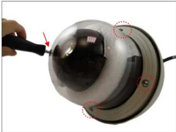 ACTi I910 - Unpack the Camera - 1