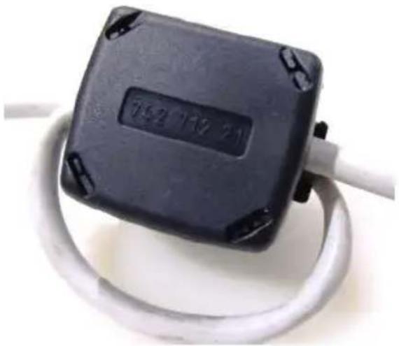 Kramer KADS-100 - Installing the Ferrite Rings - 1