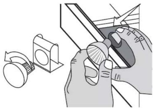 WESTINGHOUSE WRCG943SB - Changing the LED lamps - 1
