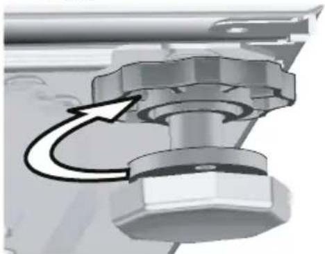 GRUNDIG GWE18420W - Adjusting the feet - 5