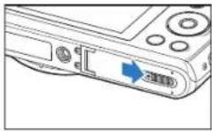 SAMSUNG WB52F - Inserting the battery and memory card - 4