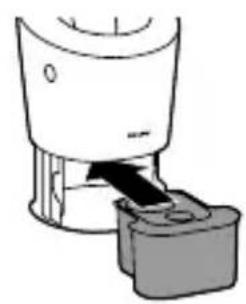 PHILIPS Series 5000 S5397 - Replacing the cartridge of the SmartClean system - 3