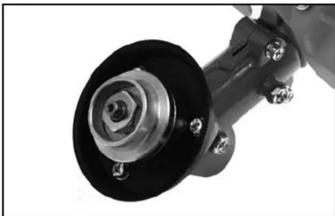 Sanli BCS260 - Attaching the trimmer head - straight shaft. - 1