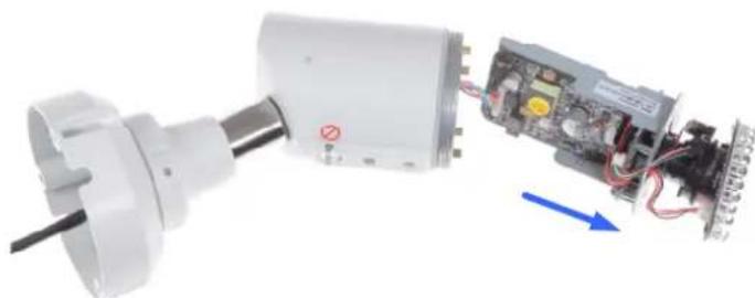 Geovision GV-LPC1200 - Replacing the Silica Gel Bag - 3