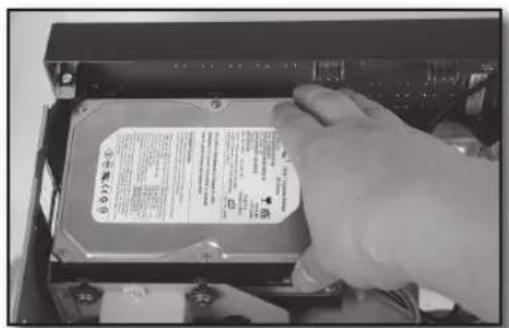 Hanwha SHR-5160 - How to add hard disks SHR-5082, SHR-5162 - 8