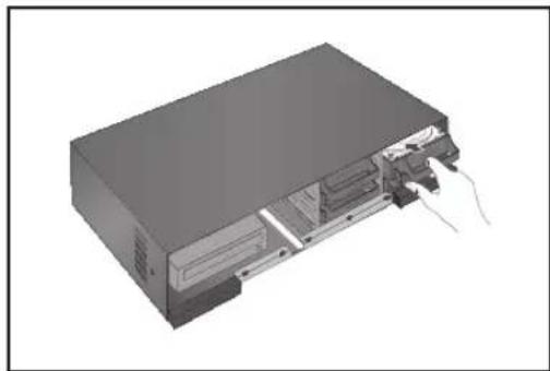 Hanwha SRD-880D - Installing the HDD - 7