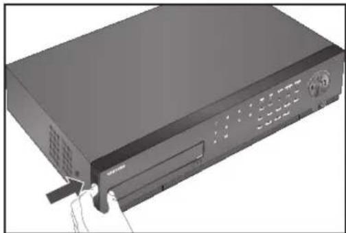 Hanwha SRD-880D - Installing the HDD - 2