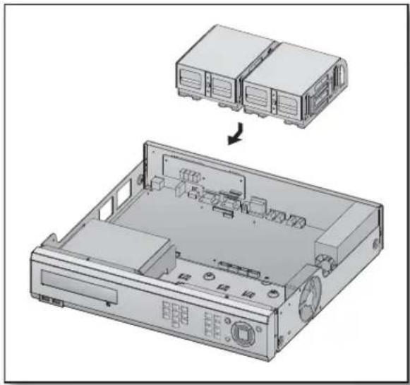 Hanwha SRD-480D - Installing the HDD - 4