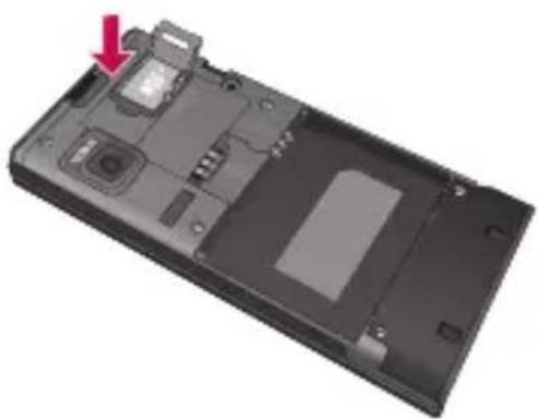 LG BL20V - Installing a memory card - 1