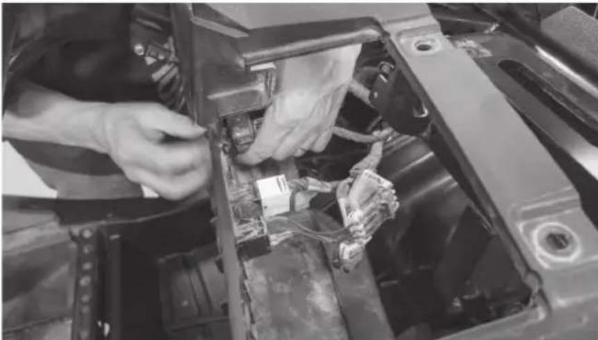MTX Audio RZR-14-SW - DISASSEMBLY - RZR MODELS 2019+ - 11