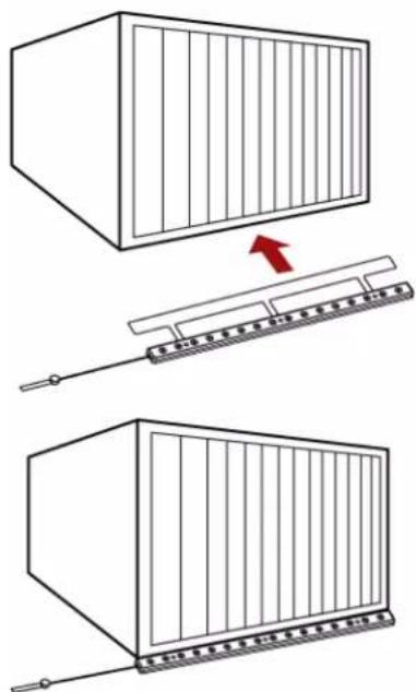 Raritan Dominion PX2-5701 - ▶ To install a blade extension strip: - 2