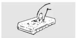 HOTPOINT HTT15BBMWW - Ice Trays (on some models) - 1