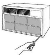 GE ASW06LB - Para retirar la parrilla frontal: - 5